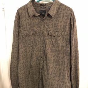 Slim fit button up shirt